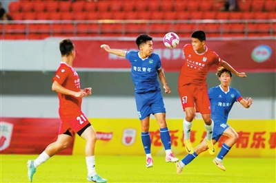 球队顶住压, 战的英德英 球队顶住压, 战的英德英