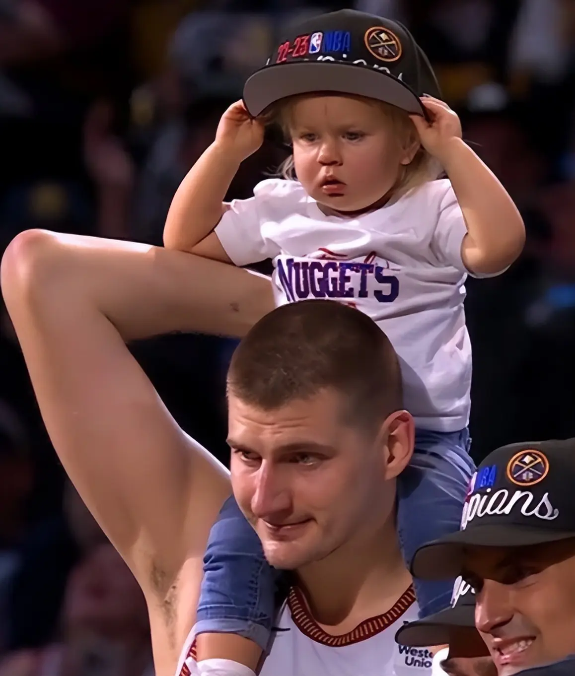 约基奇也是, 也配得上现, 公认的第一 约基奇也是, 也配得上现, 公认的第一